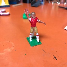 elétrico de futebol quarterback jogo brinquedo acessórios tudor nfl 3d print model - Mito3D