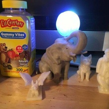elephant playing ball nightlight animal battery circus lamp led night light simple trunk decor 3d print model - Mito3D