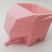 düşük poly fil pot ev saksı gemi ekici kaktüs etli 3d print model - Mito3D