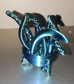 elizabeth miniature statue Art monster ttrpg sculpture fantasy scifi 3d print model - Mito3D