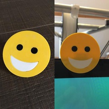 emoji gülümseme cam kapak gadget camcover ctrl tasarım byctrldesign 3d print model - Mito3D