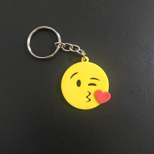 emojis keychains jewelry keychain smiley emoji 3D print model - Mito3D