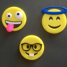 emoticons fridge magnets key chains rings 3d print model - Mito3D