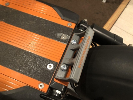 emove cruiser finger lift tow handle scooter 3d print model - Mito3D