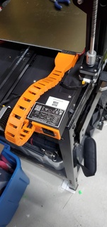 Ender 3 s1 axis Kette Unterstützung Achse Bett Tablett Kabel montieren Rückseite 3d print model - Mito3D
