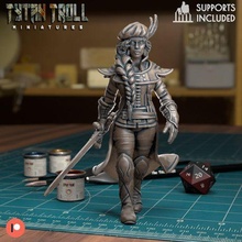 esmerelda pre supported oyun dnd minyatür minis Zindanlar ejderhalar 32mm Tytantroll minyatürler Patreon kılıç Kadın kız 3d print model - Mito3D