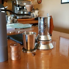 espresso machine bean hopper freshness closure coffee stove time more grinder beans mill 3d print model - Mito3D