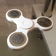 euro spinner game fidget fidged toy bearing 3d print model - Mito3D