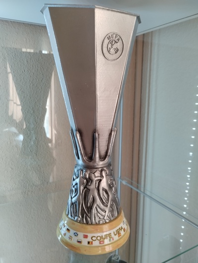 europa liga escala 1 86 detalhes realismo copa euro seleção futebol réplica trofeo espanha alemanha francia portugal 3d print model - Mito3D