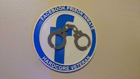 Facebook prison détenu badge décalque art banni logo 2d_art 3d print model - Mito3D