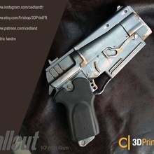 caer 4 10mm pistola apuntalar juego revólver cosplay arma 3d print model - Mito3D