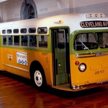 famoso rosa parks' ônibus gm tdh de 1955 jogo 1953 1954 1956 1957 50 60 chevrolet chevy famosos a general motors parques parks veículos 3d print model - Mito3D