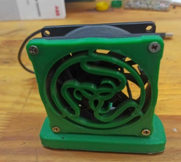 ventilateur bureau atelier soudage cool coup USB source Puissance fourniture 5v 3d print model - Mito3D