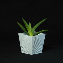 fan shape vase forniture desk pen pencil holder bucket cilinder plant 3d print model - Mito3D