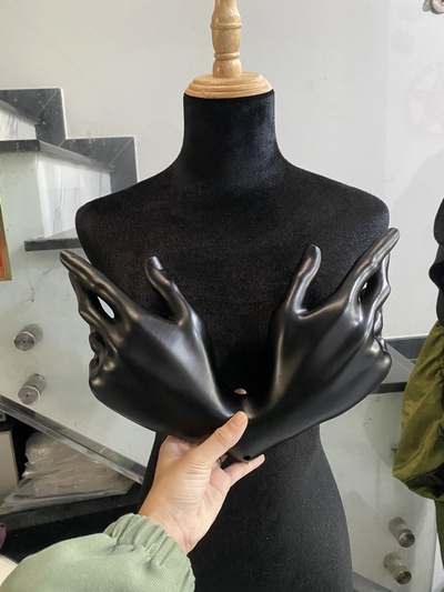 fashion bra cups hands 3d print model - Mito3D
