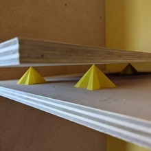 hızlı kuvvetli ressamın piramitler araç Kulp destek boya ressam ressamlar boyama piramit ayakta durmak üçgen tripod tripodlar araçlar 3d print model - Mito3D