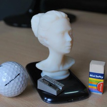 busto di donna art ritratto 3d print model - Mito3D