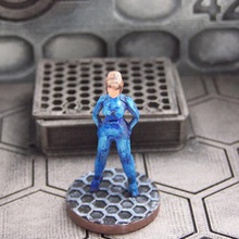 female starfarer 28mm miniature game 3d print model - Mito3D
