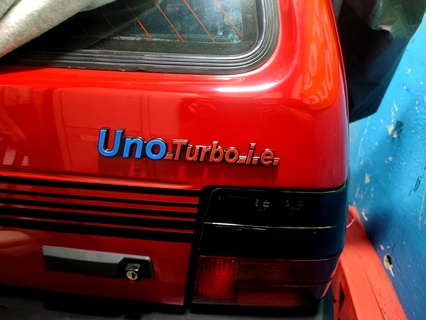 fíat turbo posterior Insignia monograma sigle logo panda saxo 106 peugeot citroen coche vehiculo jdm 3d print model - Mito3D
