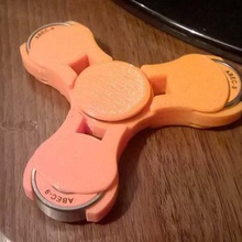 fidget spinner Lagerdeckel Spiel - Spielzeug zappeln hand fidgetspinner fidget-Spielzeug 3d print model - Mito3D