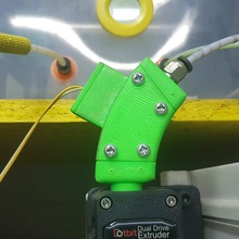 filamento del sensor de caso unidad doble extrusor la herramienta cnc engranaje extrusora el los pulpos octoprint 3d print model - Mito3D