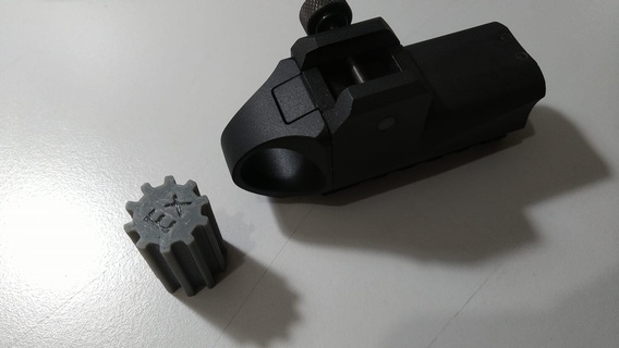 dedo bloquear seguridad mini granada almuerzo airsoft 3d print model - Mito3D