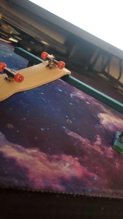 finger board straight rail skate 3d print model - Mito3D