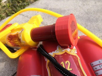 Feuerwehrmann Wasser Sprühgerät rotierend Kopf 3d print model - Mito3D