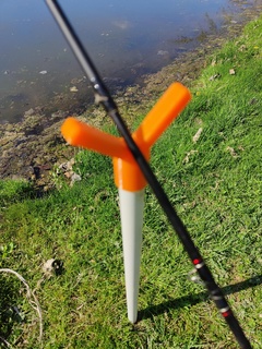 fishing pole holder gun hunting monopod 3d print model - Mito3D