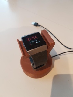 Fitbit iónico manzana reloj estante soporte inteligente 3d impresión 3d print model - Mito3D