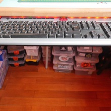 Fixierung coulissante pour clavier Schiebe-Tastatur-Fixierung verschiedene Tastatur Tabelle office 3d print model - Mito3D