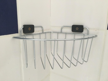 fissazione doccia cestino bagno 3d print model - Mito3D