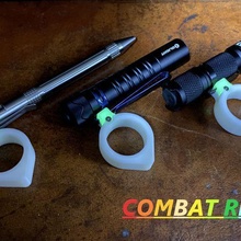 flashlight combat ring gadget edc tool 3d print model - Mito3D