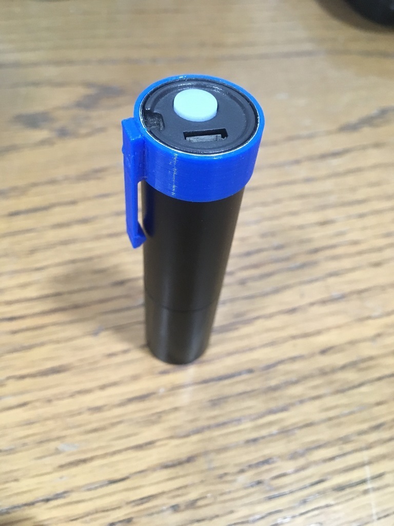 flashlight pocket clip tools 3D print model - Mito3D