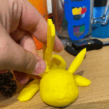 flexi pikachu base version 3d print model - Mito3D