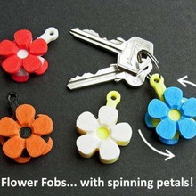 flower fobs key spin jewelry keychains wife unique trendy super smash bros stylish spinning spindle small sister simple season rotating print place print-in-place present practical mum multi-color moving mothers day fob chain keys holiday girlfriend gift festive fashion easy designer daughter custom cool colours color christmas birthday accessory 3d print model - Mito3D