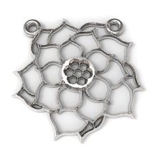 2 flower pendants jewelry keychain luifer 3d print model - Mito3D