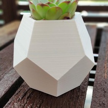pot de fleur la maison vase fleurs 3d print model - Mito3D