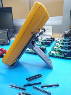 Fluke 179 Stand Multimeter Unterstützung Fuß Base elektronisch einstellbar Reparatur Labor tragbar 3d print model - Mito3D
