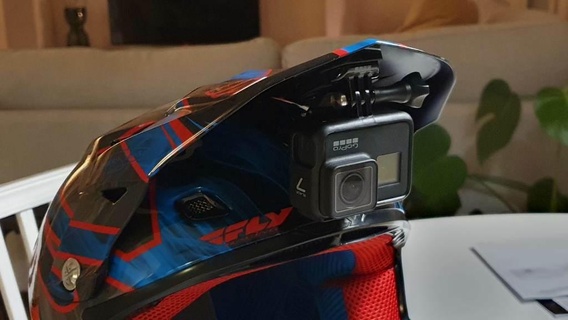 mouche f2 casque Go Pro caméra monter attachement fpv vidéo gadget 3d print model - Mito3D