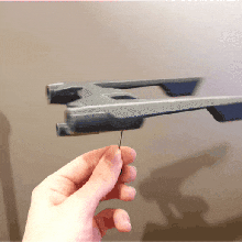 volant vaisseau spatial illusion mouche espace jouet Jeu étoile guerres base équilibre Navette 3d print model - Mito3D