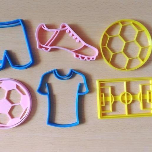 kit de football x6 emporte-pièces la maison molde cocina dise o equipo pantalon camiseta botin pelote basque cancha jugador cortante galleta figuras futbol 3D print model - Mito3D