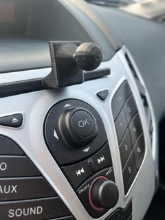Ford Fiesta Telefon Halter Unterstützung cd Spieler Gadget 3d print model - Mito3D