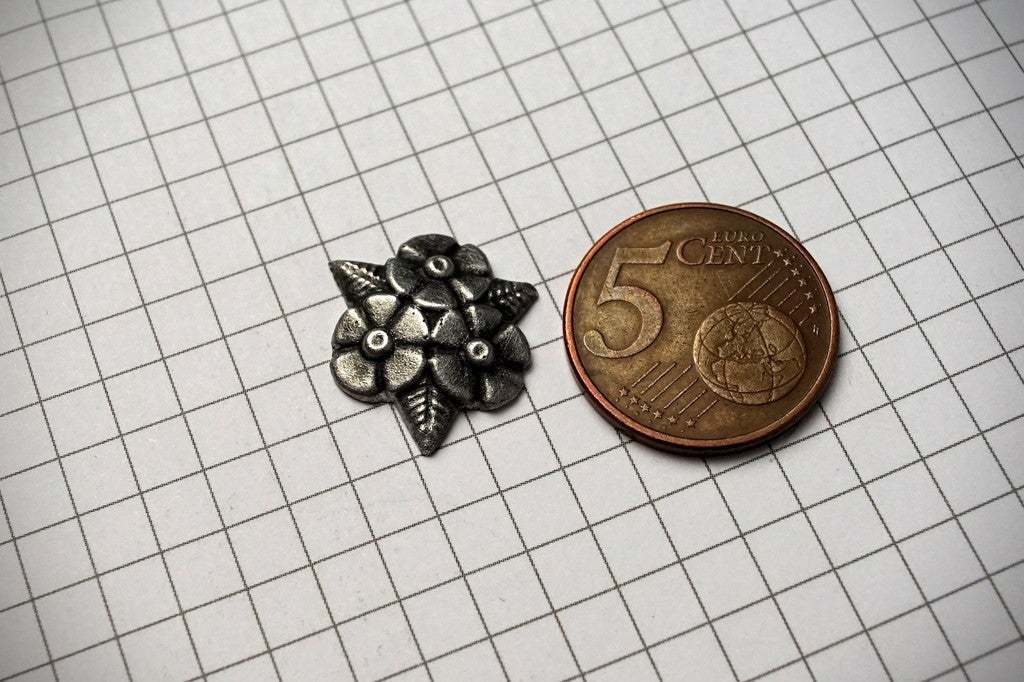 forget me not rozet dekorasyon çiçek mason masonluk takı Masonik toplu iğne madeni paralar Rozetler 3D print model - Mito3D