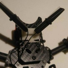 fpv antenna support r/c_vehicles 3d print model - Mito3D