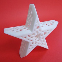 çerçeveli voronoi yıldız sanat dekorasyon Noel 3d print model - Mito3D