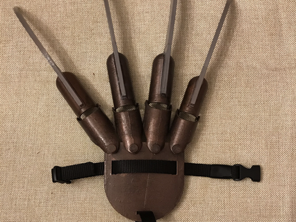 Freddy eldiven korku bıçak giyilebilir kostüm Kostüm oyunu moda 3d print model - Mito3D