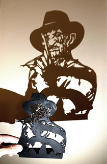 Freddy Krueger projection Halloween cauchemar orme rue 3d print model - Mito3D