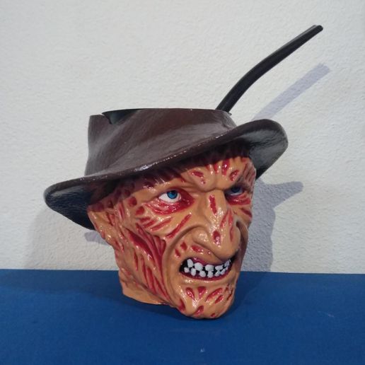 Freddy compañero krueger yerba yerbamato termo terer terere impresión argentina 3D print model - Mito3D