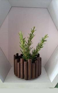 free standing hängend Pflanzer Blume Topf Holz Protokolle Wettbewerb 3d print model - Mito3D